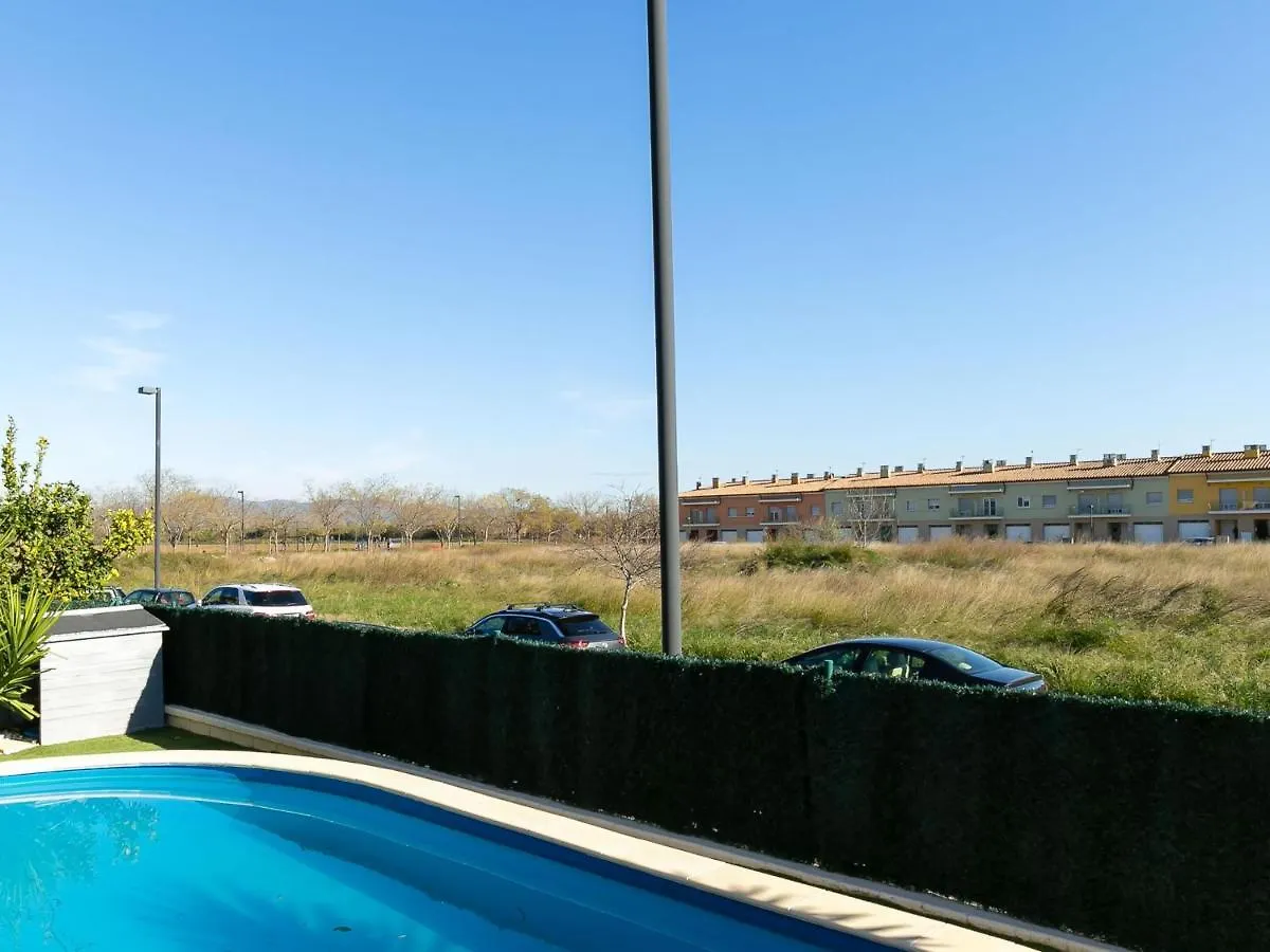 Apartamento Acogedor Con Piscina Y Jardin Privados En Figueres - Es-228-115 0*, Figueres (Girona) Spagna