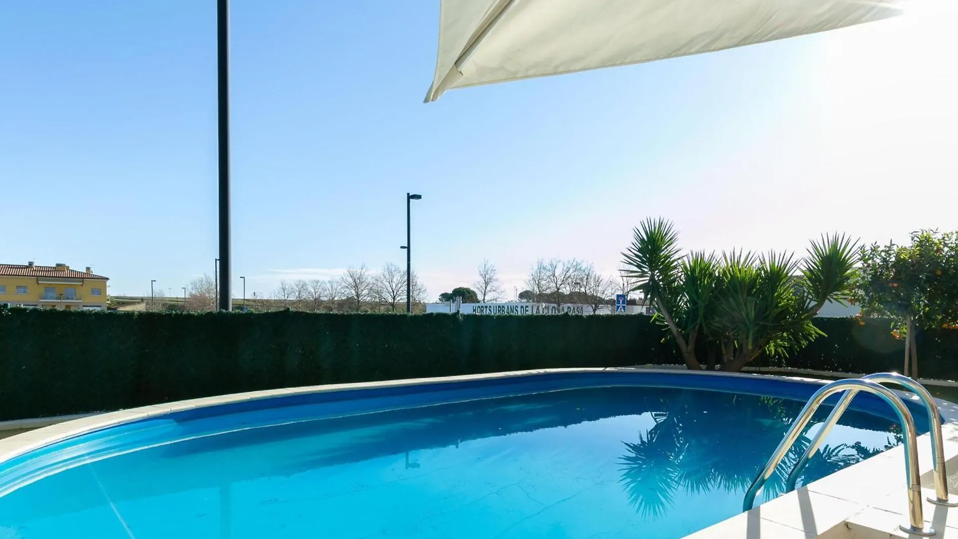 Appartamento Apartamento Acogedor Con Piscina Y Jardin Privados En Figueres - Es-228-115